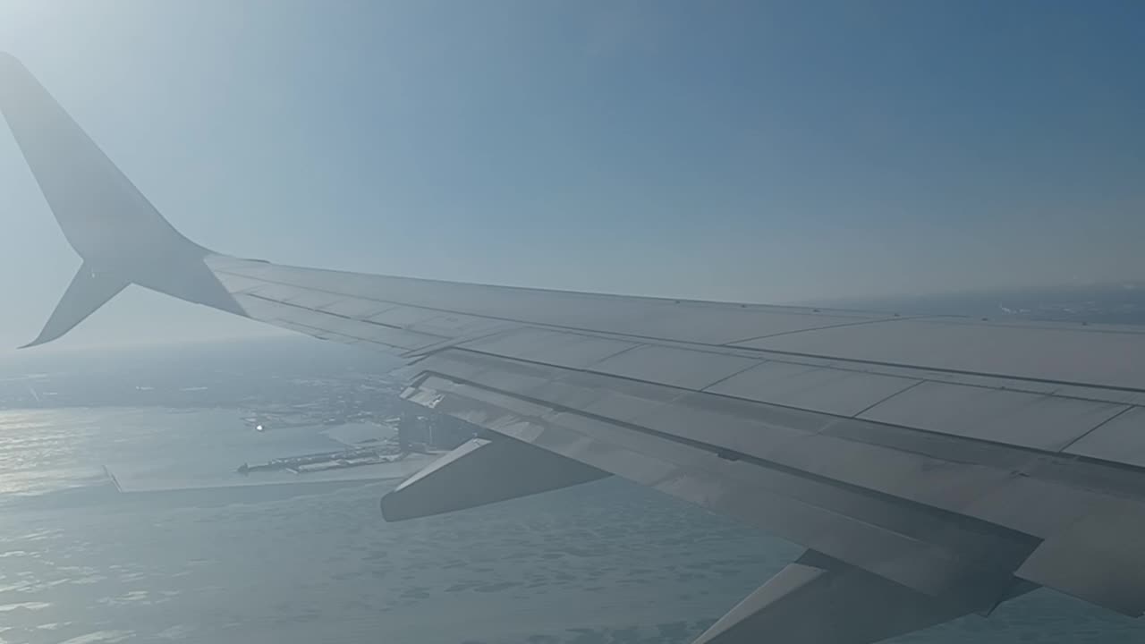 Foggy Snowy landing - Delta Airlines @ Chicago O'Hare Airport