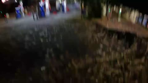 2022-11-29 (11) - On va peut-être gratter de l'essence - Twitch Meutemediatique