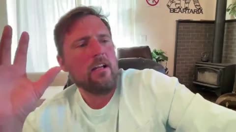 Disinfo Clown Owen Benjamin: Trump Did 9/11