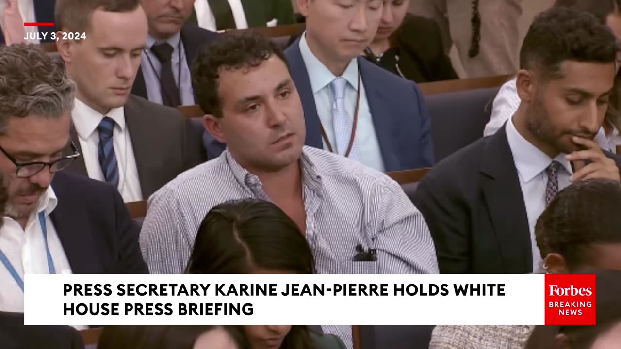 'Leading The Party Toward Electoral Disaster'- Reporter Presses Jean-Pierre On Biden's Awareness