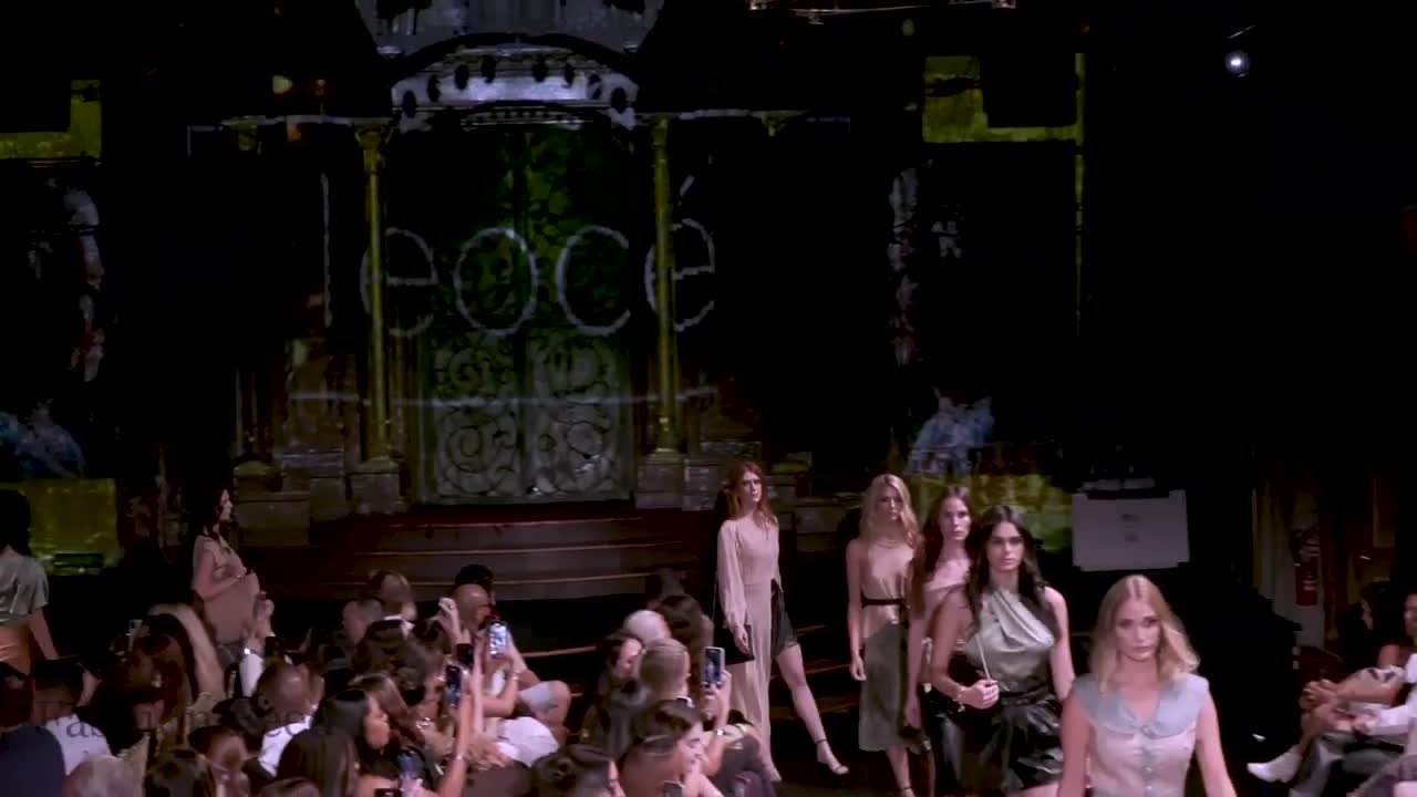 Leoce Luxury Couture Spring/Summer 2023 NYFW - Art Hearts Fashion