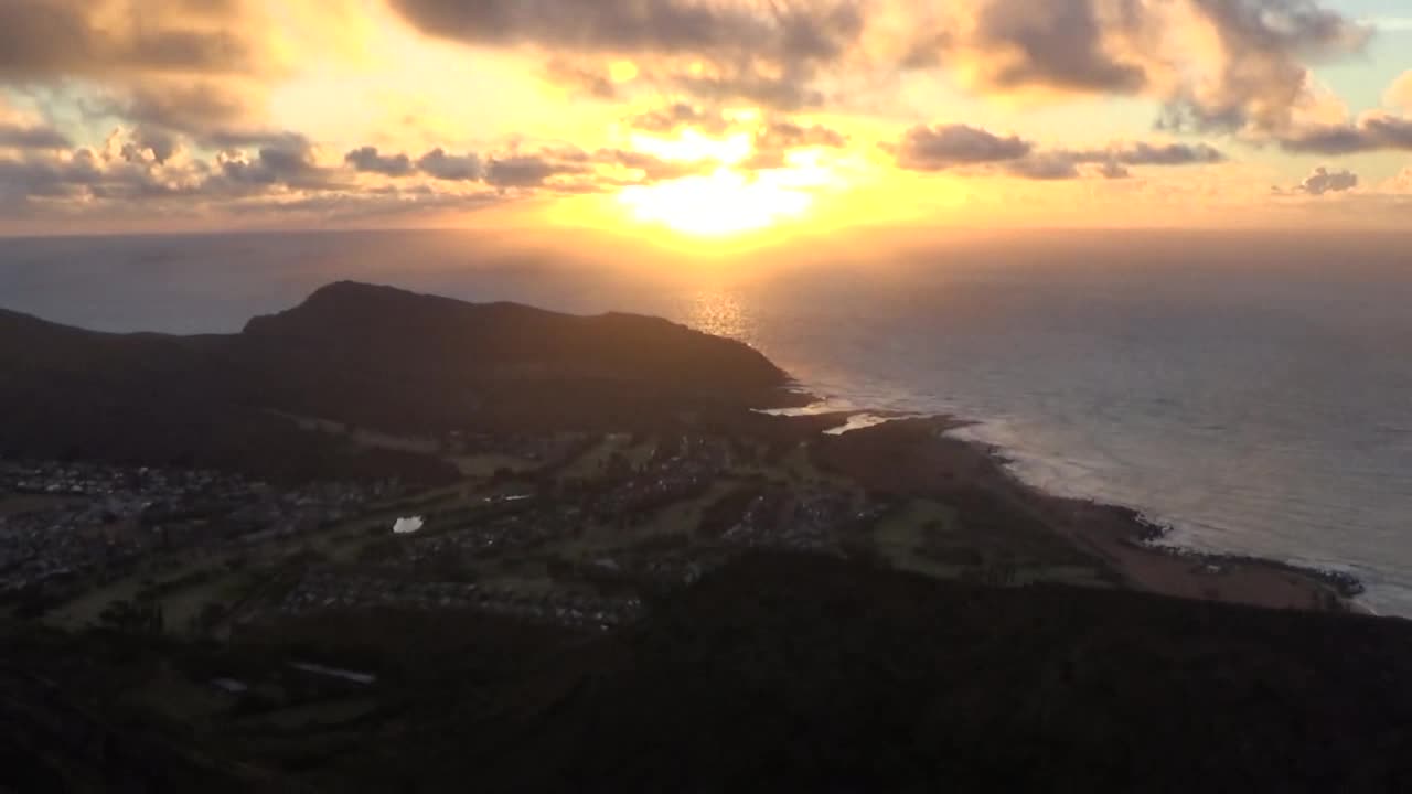 Honolulu, HI — Koko Head Crater Trail - Sunrise