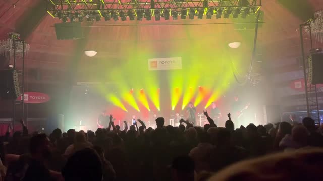 Underoath - “Breathing In A New Mentality” live Wallingford, CT March 13th 2022