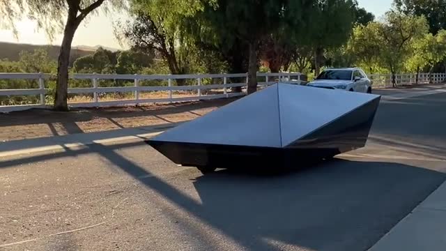 Never before seen UFO car! 😱