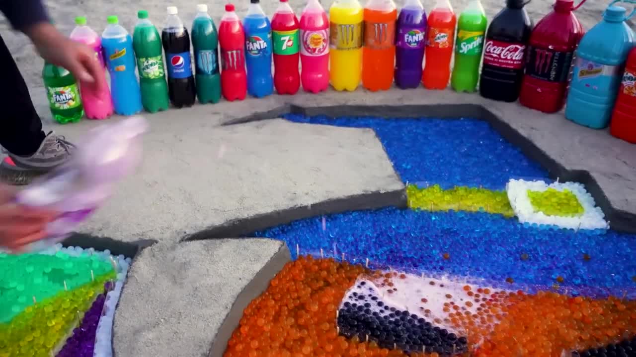 How to make Rainbow Halloween Pumpkins with Orbeez, Big Fanta,Coca Cola vs Mentos and Popular Sodas9