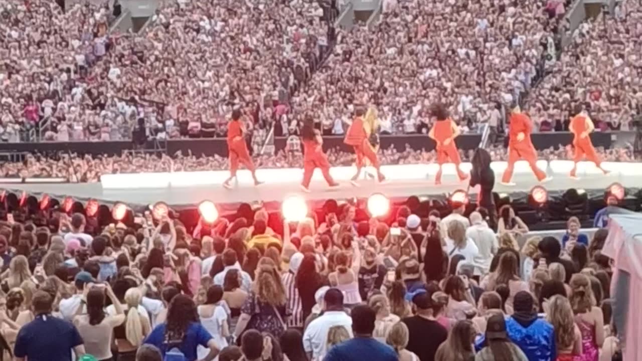 Eras Tour - 22 & Back Together