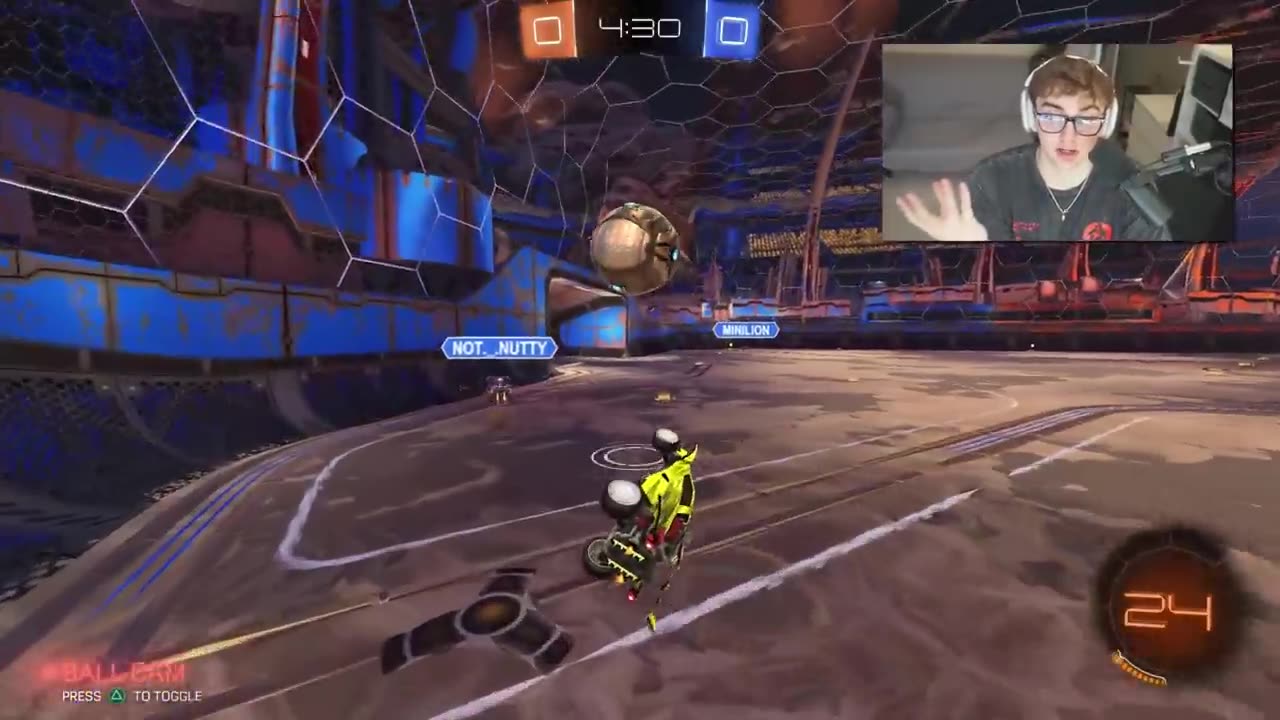 আমি কিত্তিজুং রকেট লিগ...