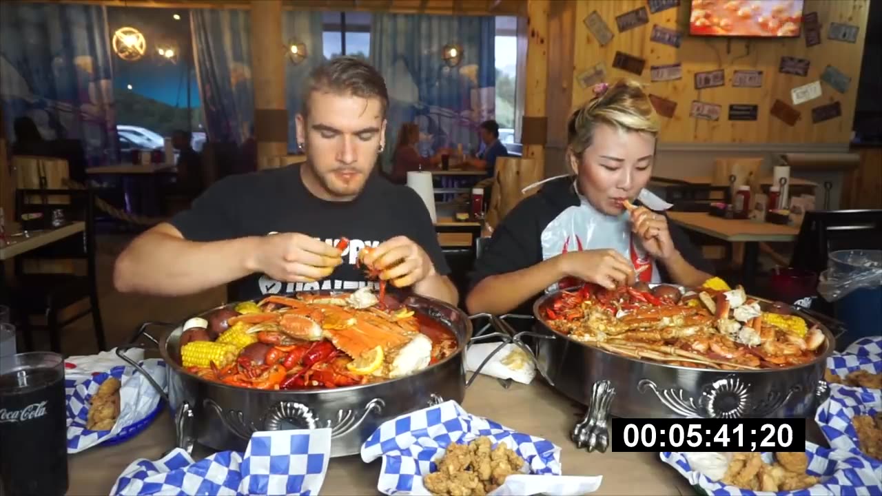 10LB SEAFOOD BOIL CHALLENGE | INSANE SEAFOOD BOIL | Almost Undefeated | Juicy Seafood | Man Vs Food