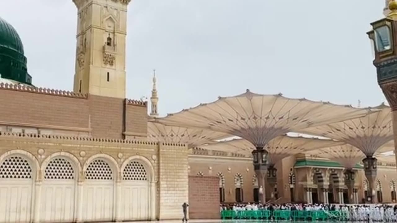 Jahan Rehmat barasti hai Madina usko kehty hain