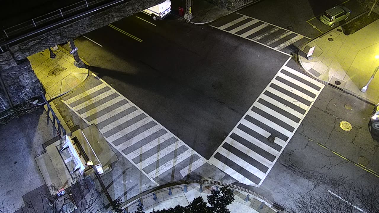 3821FHOBRFSouthwestRoof_2021-01-05_05h51min39s773ms.mp4