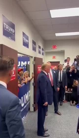 Trump at Palmetto State Armory - part 1