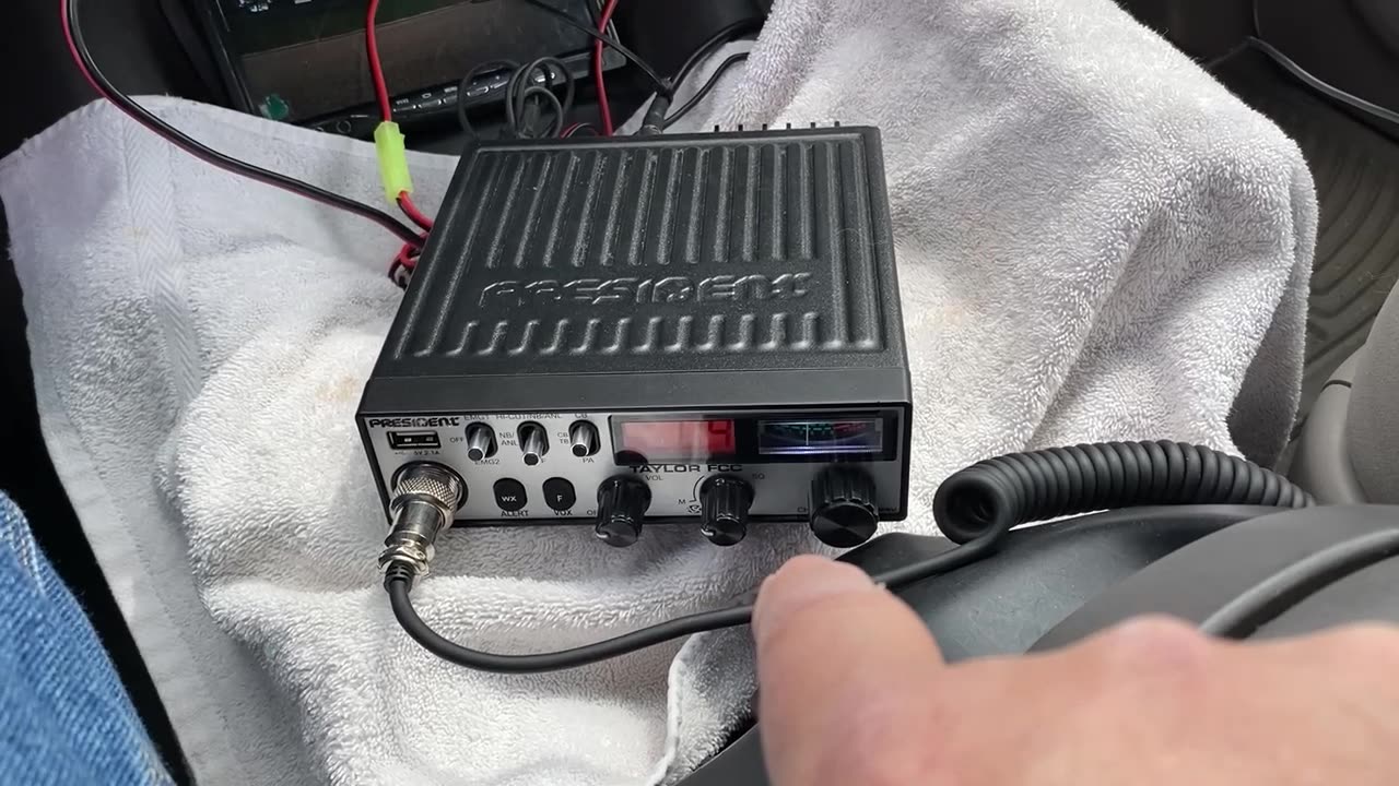 CB radio Quick installation for convoy and SHTF