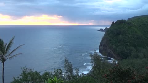 Kapa'au, HI — Pololu Valley - Sunrise