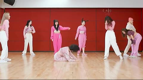 Funny fails in "Scientist" dance practist