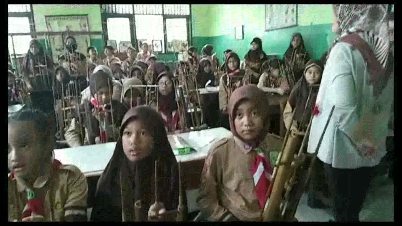 ANGKLUNG traditional Indonesian musical instruments