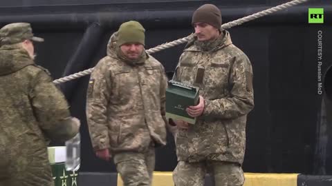 Surrendered Ukrainian servicemen arrive in Crimea