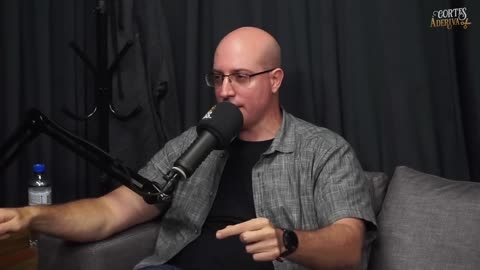 A IMPORTÂNCIA DE EXISTIR O ESTADO! Economista comenta À Deriva Podcast
