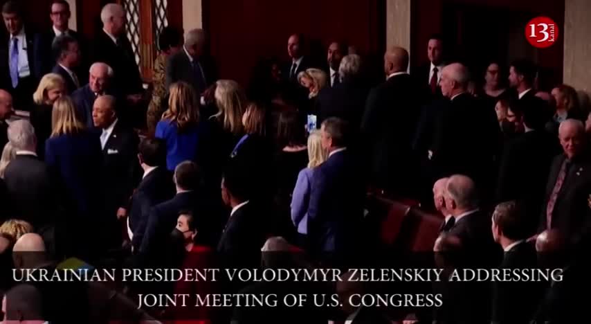 This is how Zelenskiy was greeted at the US Congress - the Congressmen gave him a standing ovation