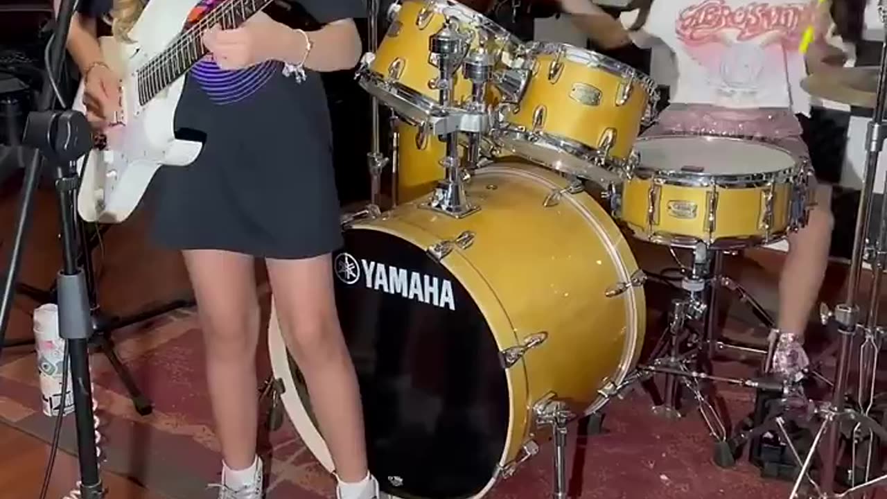 Kids Rock Out