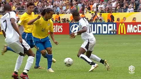 Ronaldo Ronaldinho Showing their Class in 2006