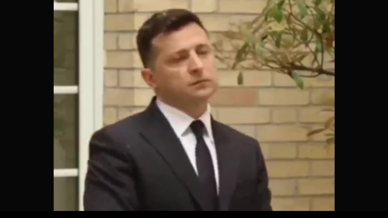 Zelensky! The coke head World Economic Forum Globalist puppet clown.