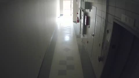 8801VZN01Elevator_2021-01-06_22h20min01s127ms.mp4