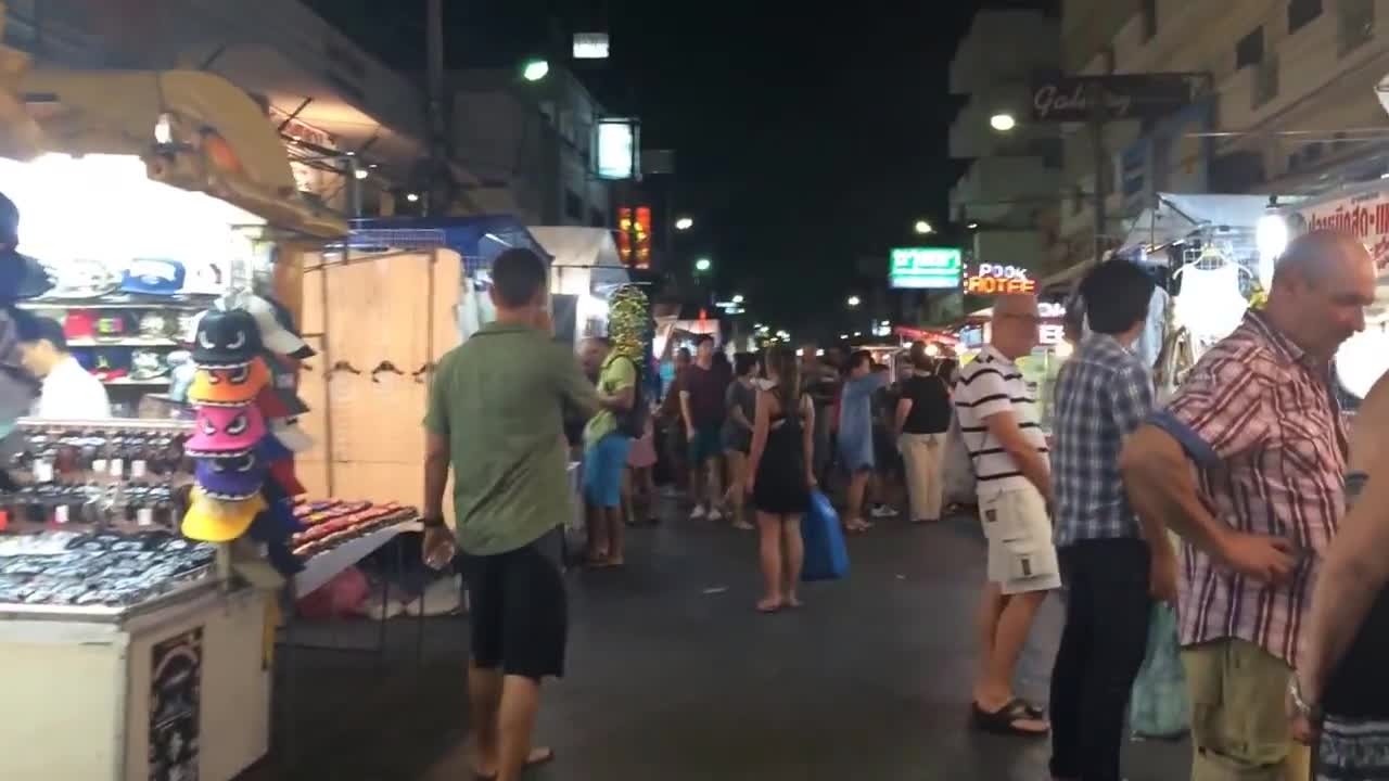 ตลาดกลางคืนยอดฮิตในเมืองไทย ตลาดโต้รุ่งหัวหิน ไปแล้วต้องแวะ HuaHin Nignt Market