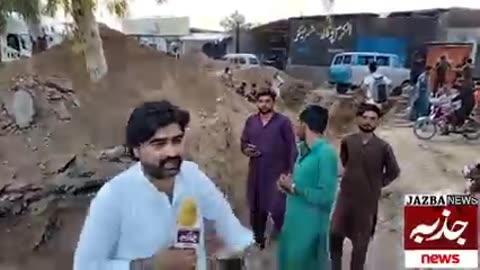 خندقیں گھودی گٸ آخر کیوں