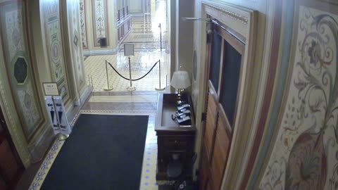 0123USCS01NorthDoorAppt.Desk_2021-01-06_04h50min31s157ms.mp4