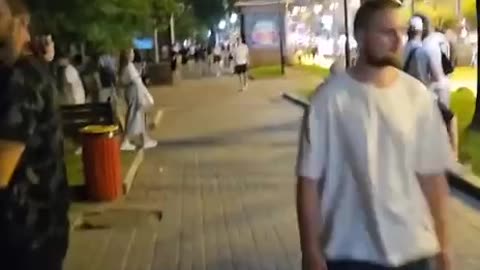 ❌ Vita notturna a Kiev, Ucraina 🇺🇦, in tempo di guerra..