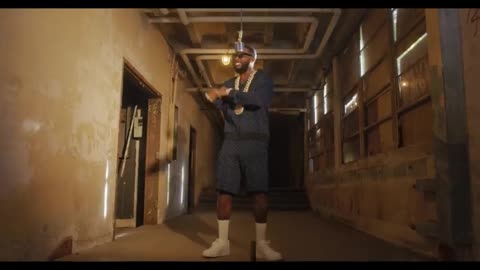 Gucci Mane & Finesse2Tymes - Gucci Flow [Official Music Video]