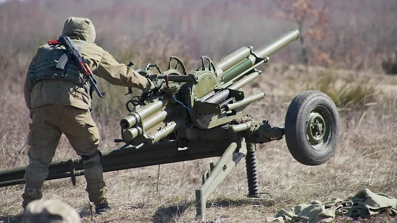 Russia Can't Fight Off Ukraine's Mad Max Vehicles