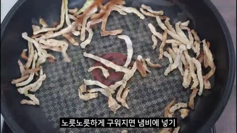 대박집 반찬가게 '이것' 넣은 육수로 김장하면, 태어나 먹은 김치중 제일 맛있어요! 국물까지 싹다 비움