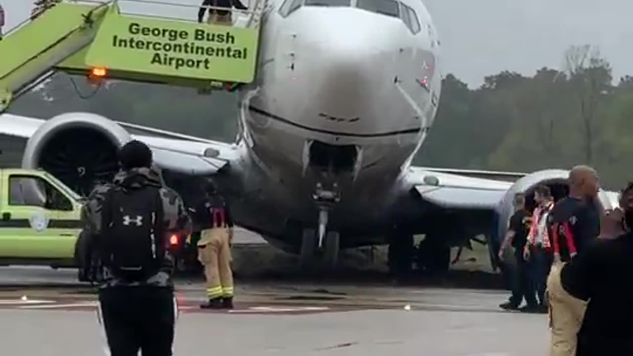 A Boeing 737 MAX experienced landing gear failure upon touchdown in Houston, Texas