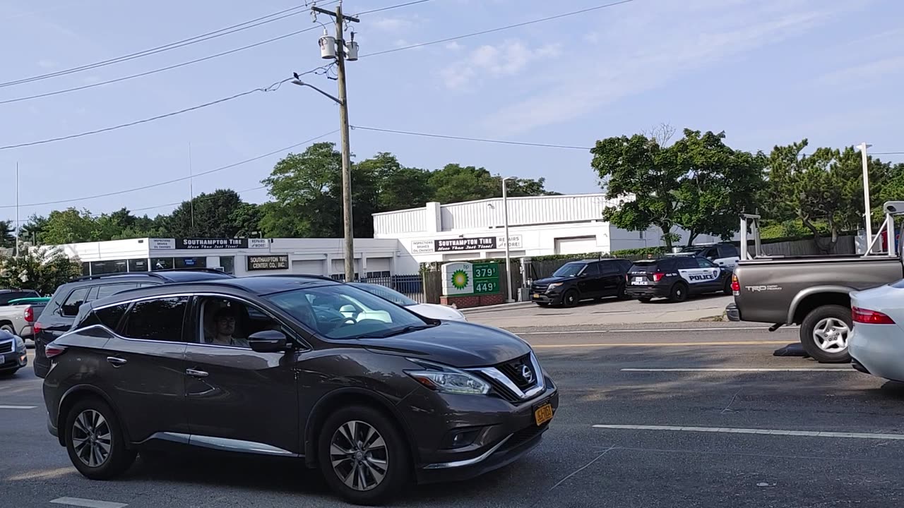 Trump's VP Vance Hamptons Motorcade/Pt 1 of 3
