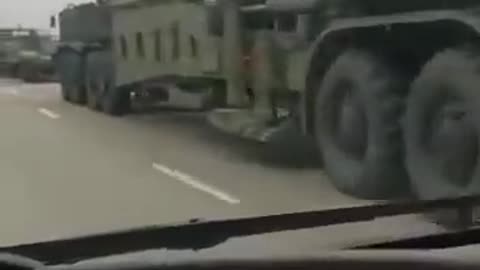 Elements of Russian S-300 air defense system spotted near the border with Georgia.