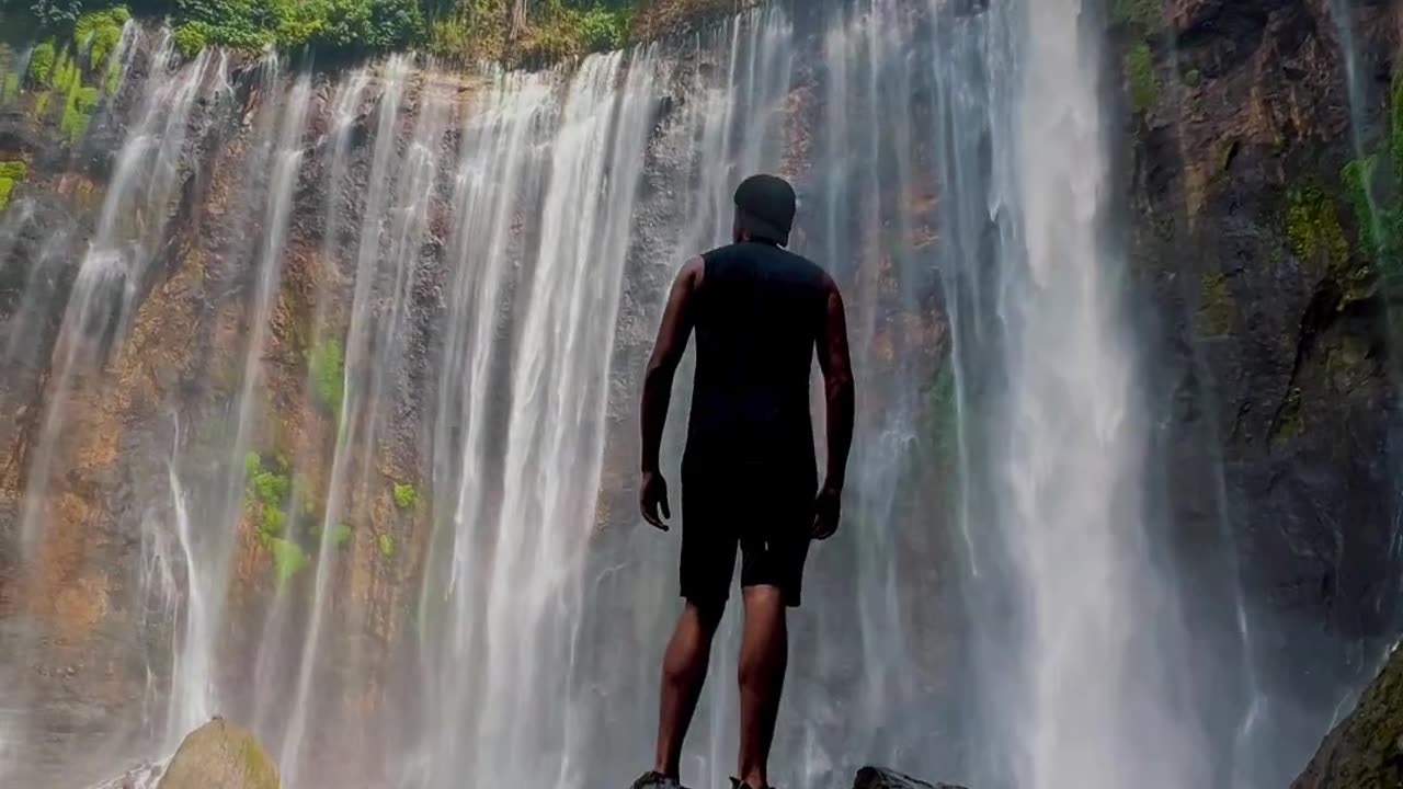 BUTIFULL WATERFALL VIEW EVENING THINKING IS GREEN