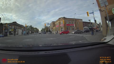 Driver Swerves into Oncoming Traffic to Pass Bus