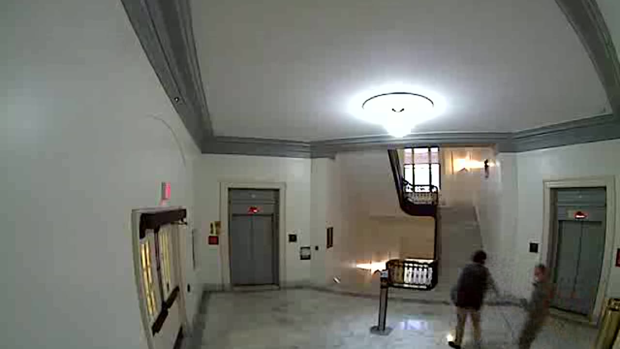 3485CHOB01Stair6_2021-01-05_15h40min06s227ms.mp4