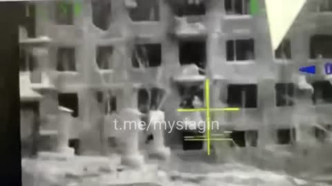 Ukrainian Sniper Takes Out Russian About to Fire RPG
