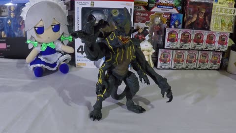 NECA Pacific Rim 18" Trespasser unboxing