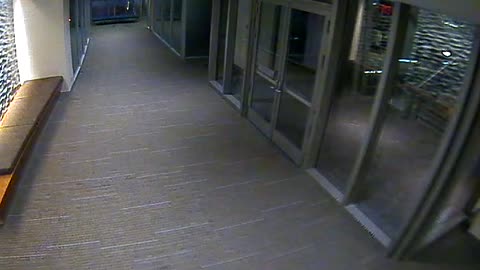 8418OHOB04O4C1CorridortoAtrium_2021-01-05_16h56min40s493ms.mp4