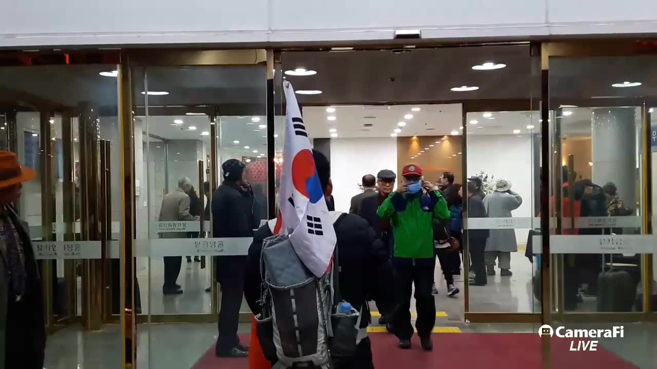 20181122_V3_S01(-i2XdlRjdEE)김문수 전경기지사 인터뷰와 500 장군들 다시 전선에 뛰어들다!!!!