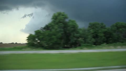 RAW Storm Chase footage - Abilene/Chapman Kansas Tornado May 25, 2016.