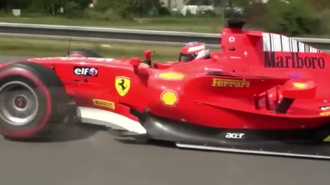 TROVATO IL PAZZO CHE GIRAVA IN AUTOSTRADA CON LA Formula 1 GP2