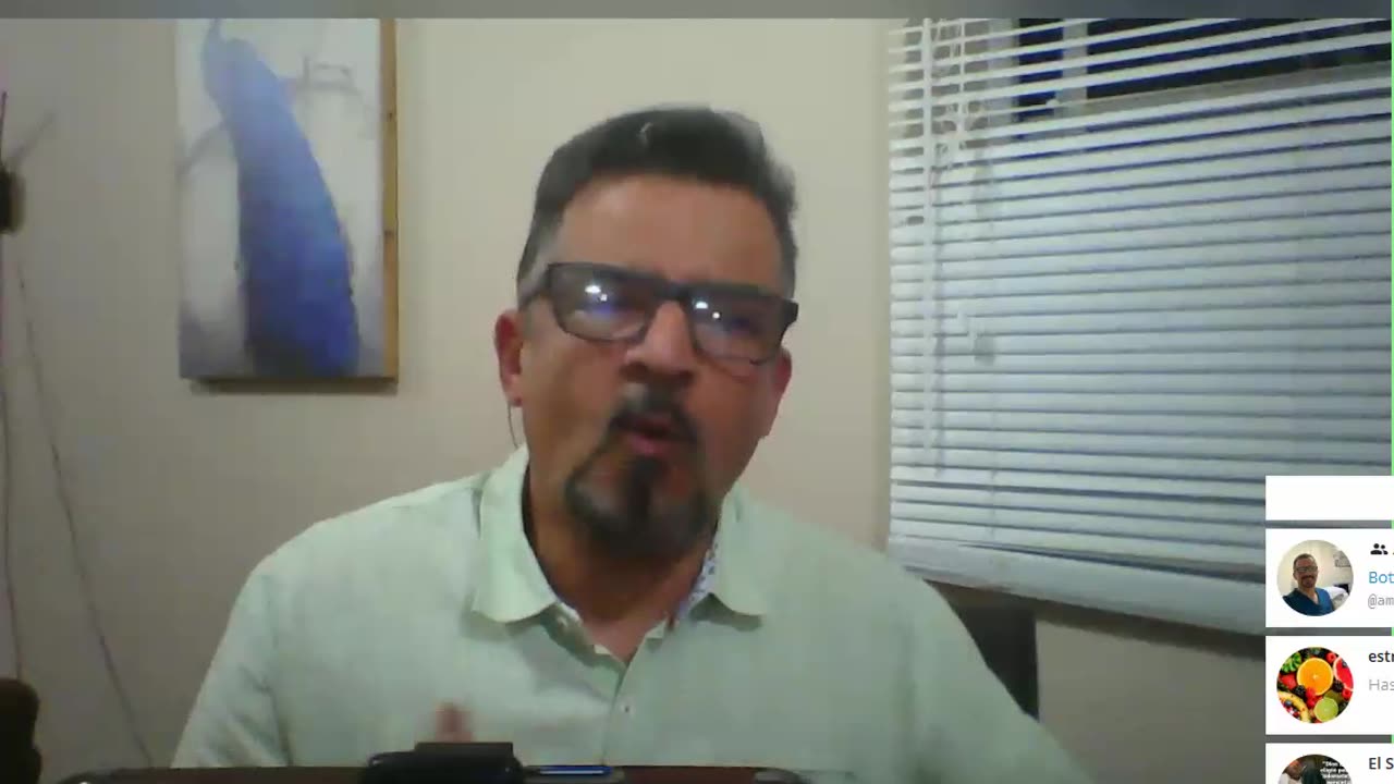 Dr Fredy Portillo conversa con sus seguidore