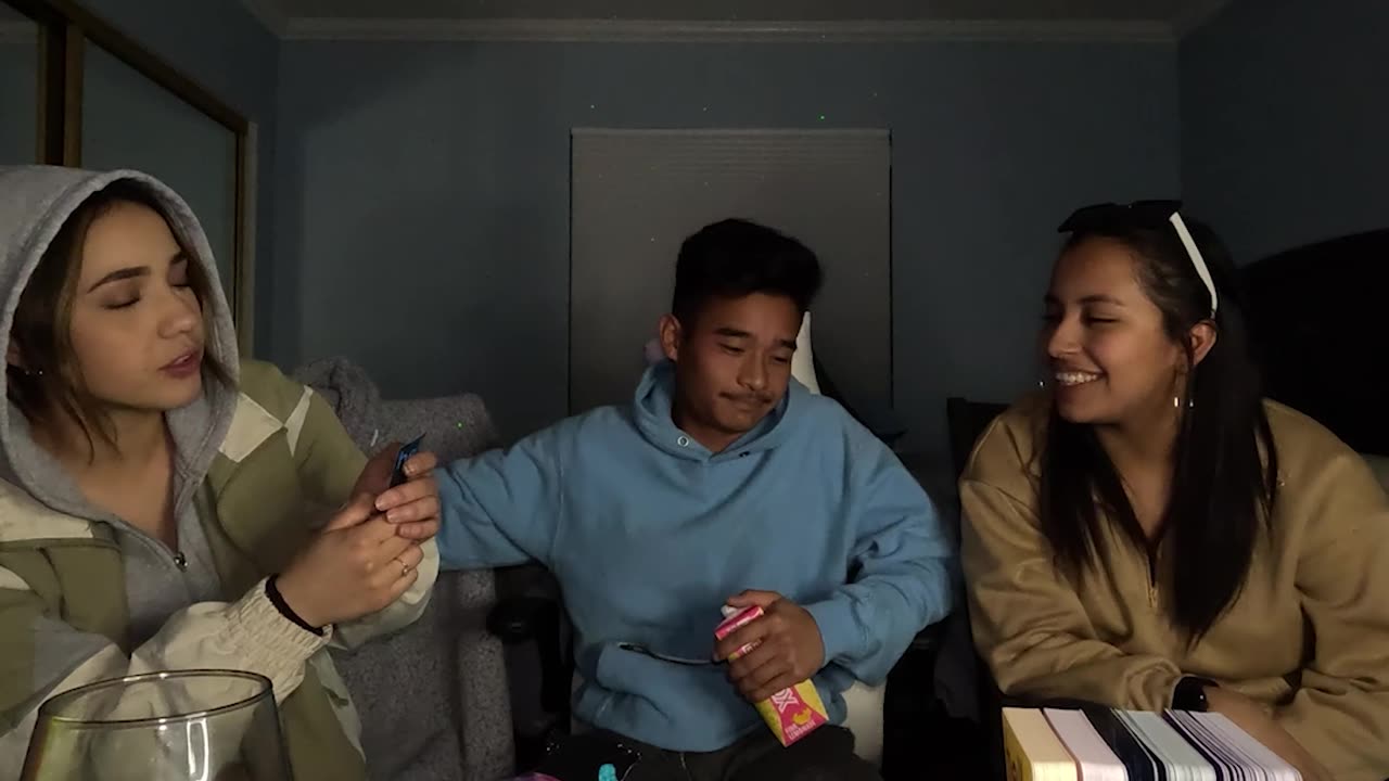 She buffering right now!!??