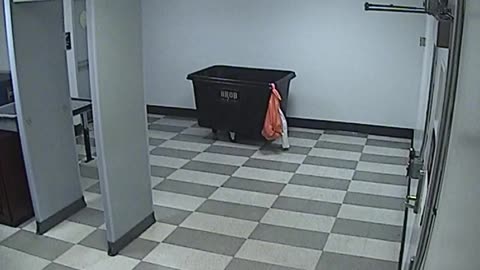 6054RHOBG2G207Lobby_2021-01-05_03h20min00s477ms.mp4