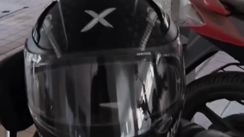 Axor Apex full face helmet.