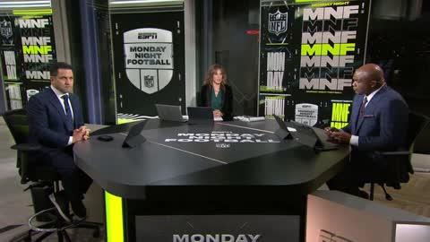 Damar Halin given CPR. Game vs. Bengals. Temporarily suspended after scary hit